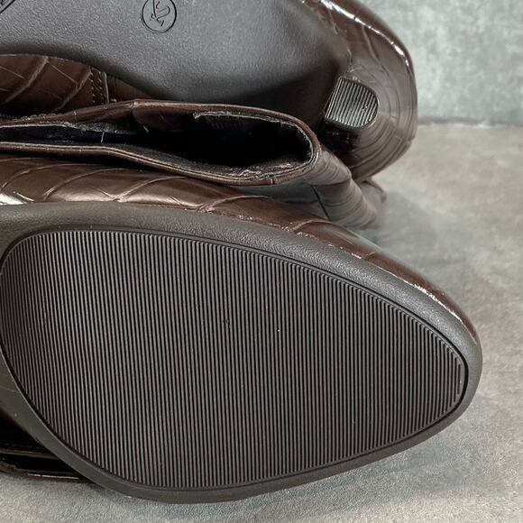 KAREN SCOTT Women's Wide Calf Brown Croc Embossed Hanna Dress Boots SZ 8WC - Picture 8 of 8